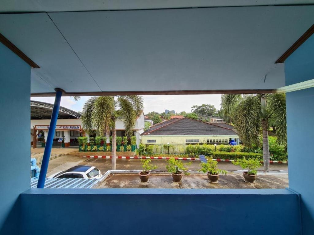 Phu Nga Hotel Natai Beach Buitenkant foto